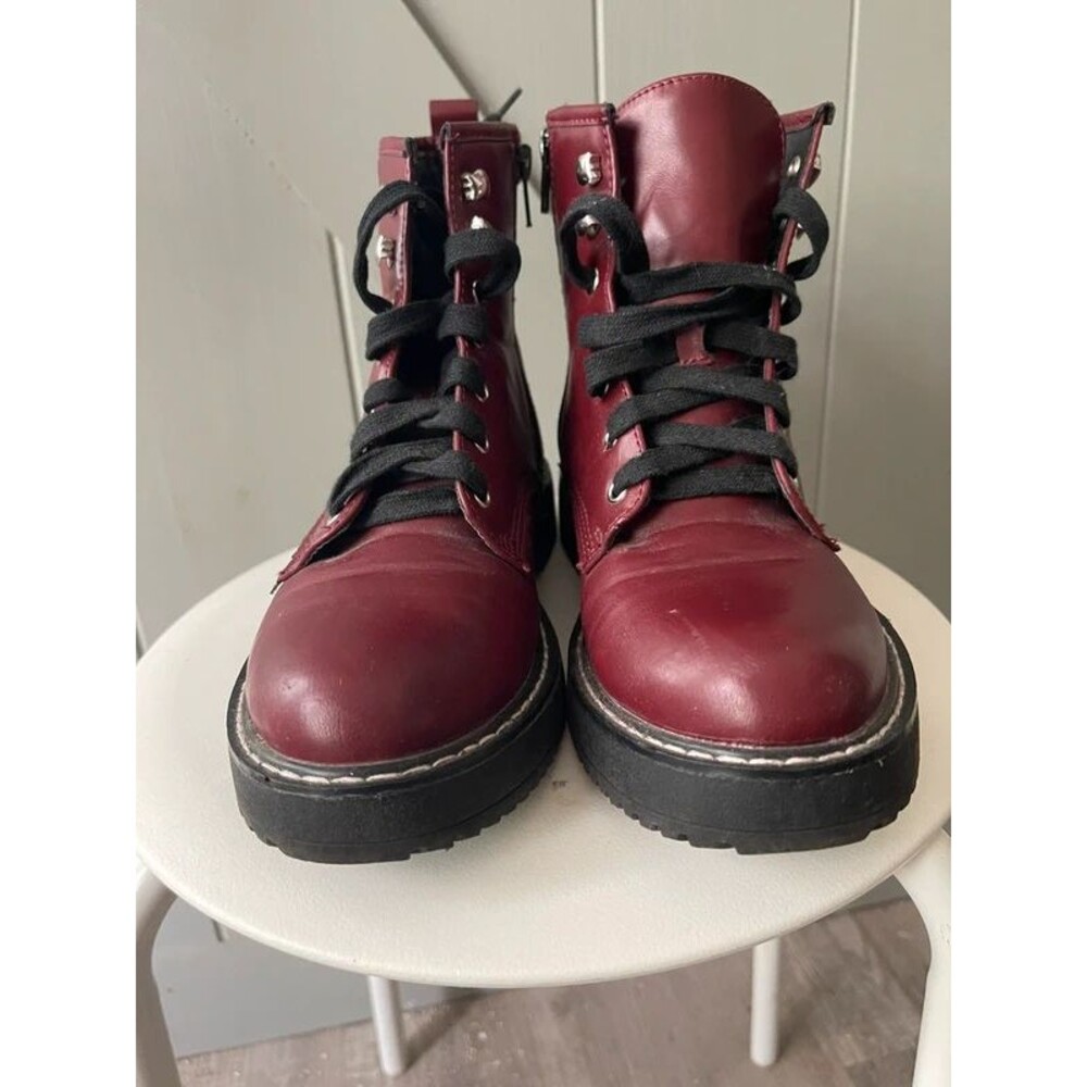 Madden Girl Kurrt Combat Boots Size 7M Burgundy - Picture 2 of 8